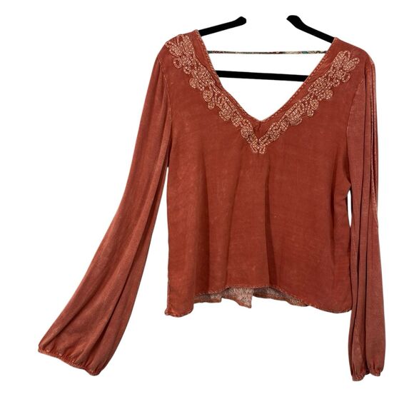 Gimmicks BKE Top Size Small String Back Lace Embroidery Orange Long Sleev V Neck - Picture 13 of 13